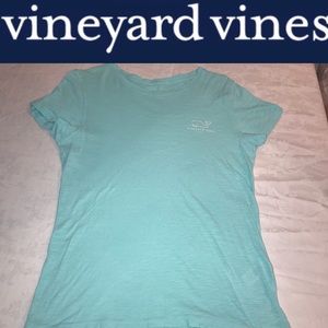 Vineyard Vines Short Sleeve distressed Whale Tee